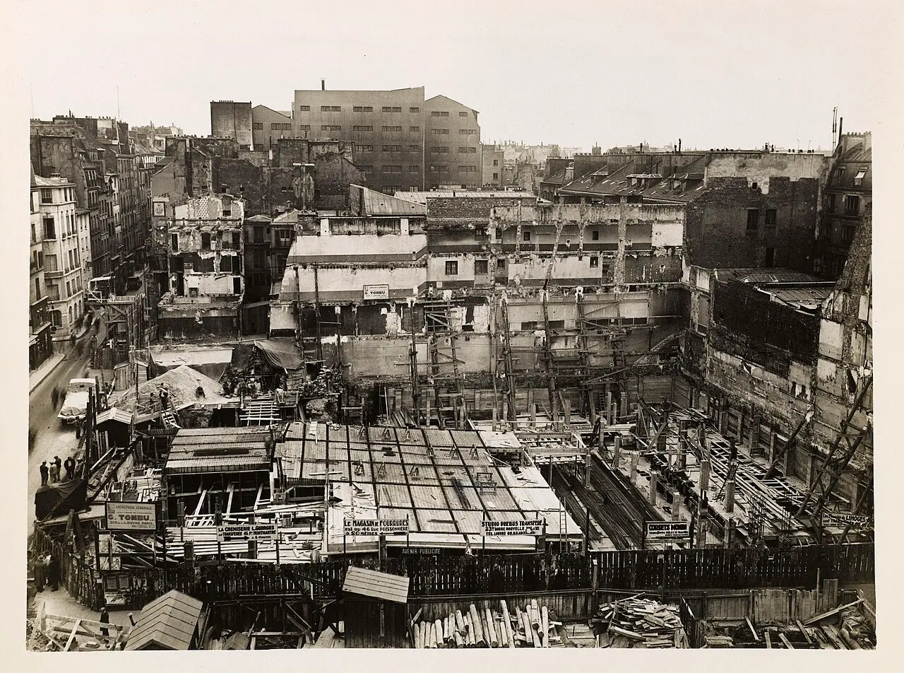Construction_du_Rex