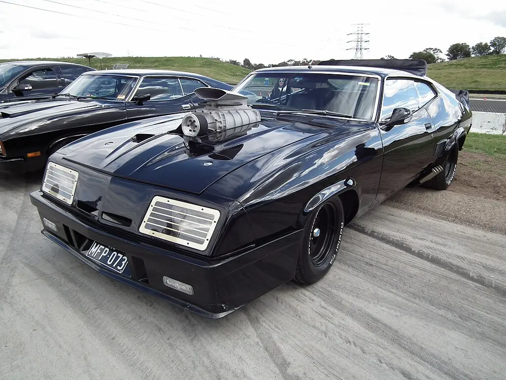 Interceptor V8 (Ford Falcon XB GT)
